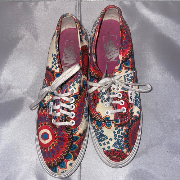 Multicolored Printed Vans - Picture 2 of 3
